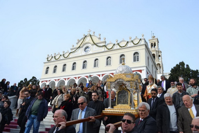 Тинос. Праздник Мегалохари