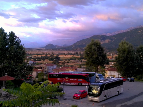 Утро в Каламбаке, у подножия Метеор