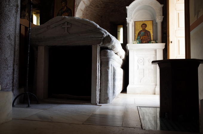 Фивы. Гробница апостола Луки Фивы. Гробница апостола Луки